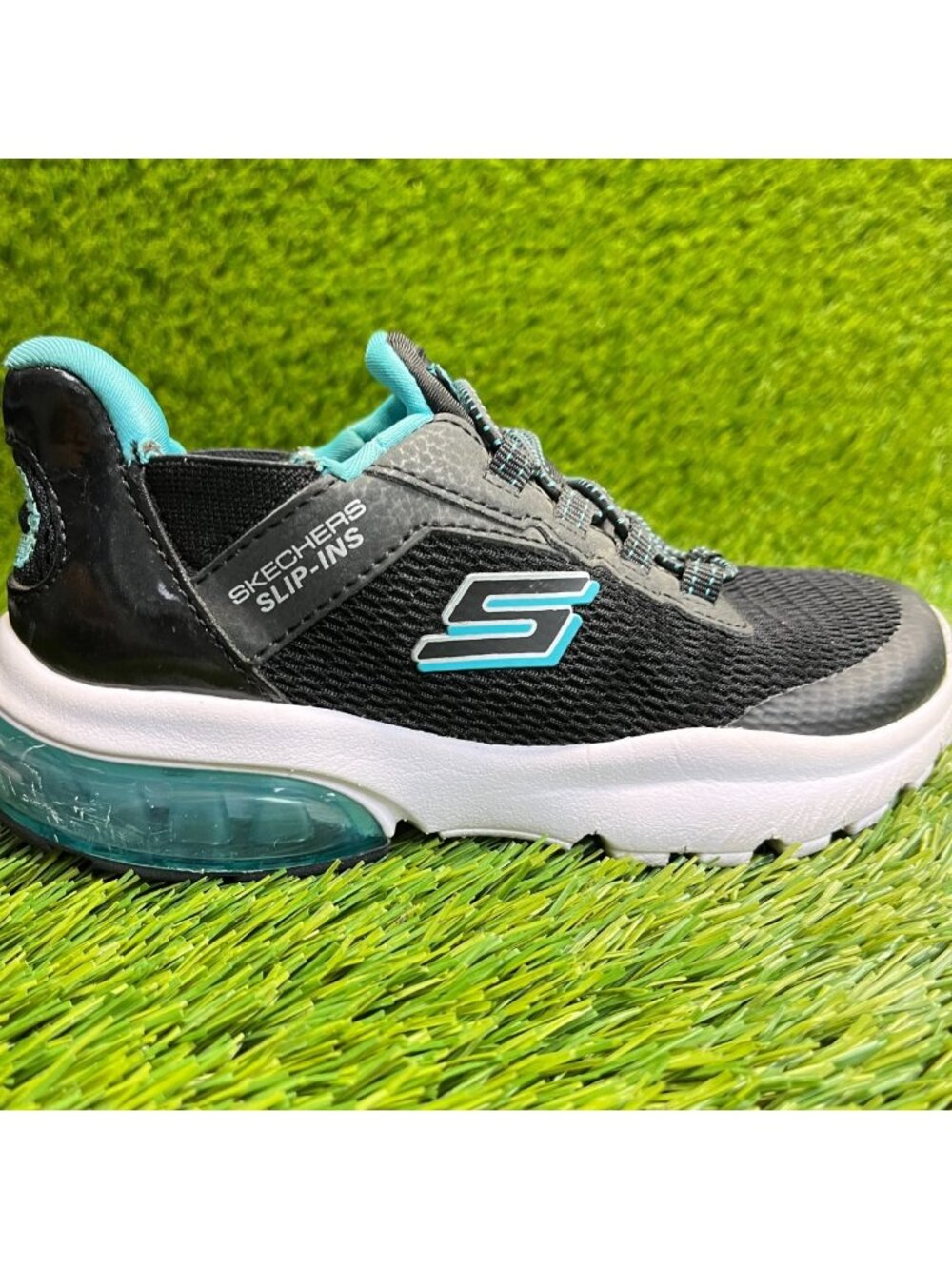 Skechers Razor Air Boys Size 12C Black White Blue Running Slip-On Shoes Sneakers